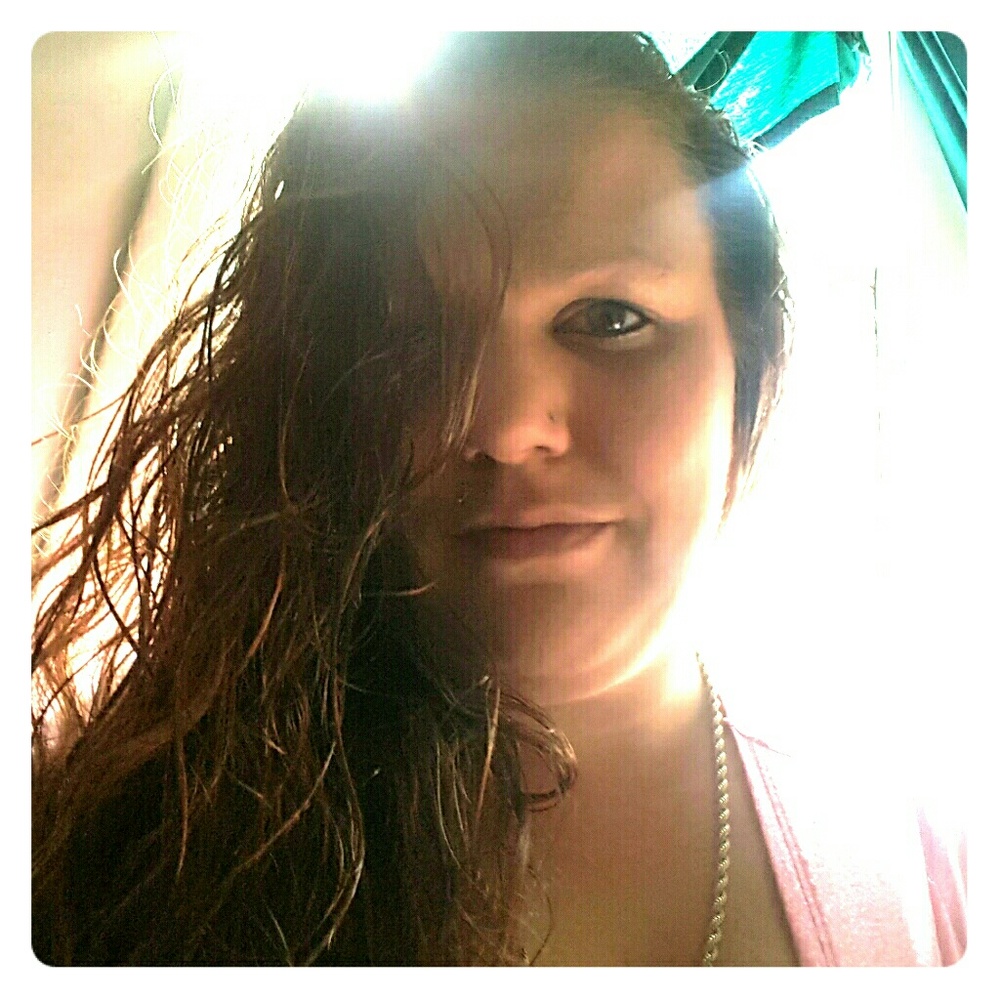 Meet your Posher, Angela